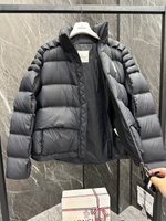 Пуховик Moncler