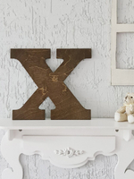 Буква английского алфавита деревянная настенная