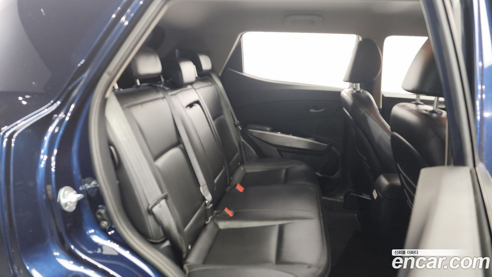 KG Mobility (Ssangyong) Very New Tivoli Бензин 1.5 2WD (07.2020)