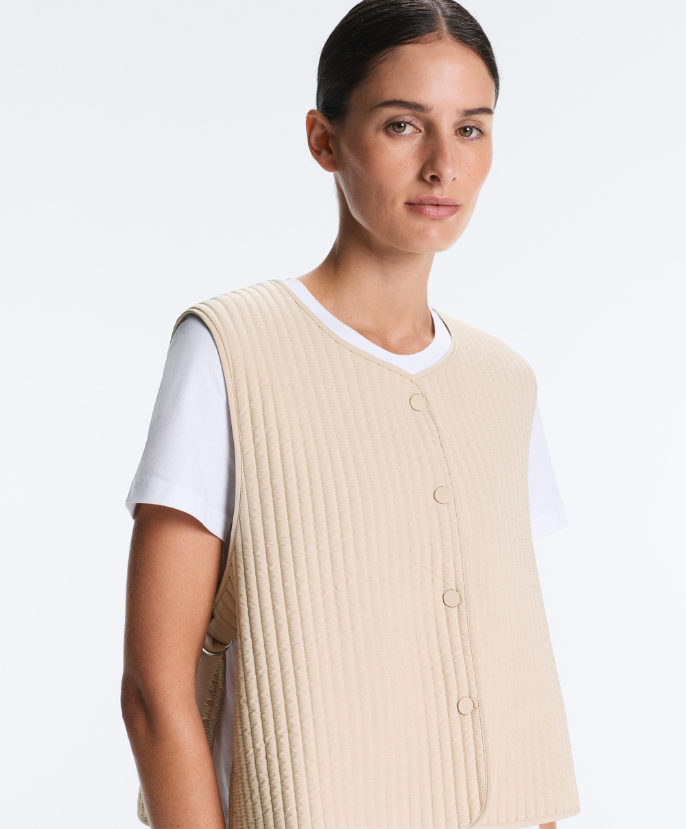 OYSHO Тонкий стеганый нейлоновый жилет, светло-бежевый