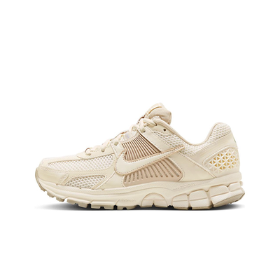 Nike Zoom Vomero 5 WMNS "Sail Light Orewood Brown"