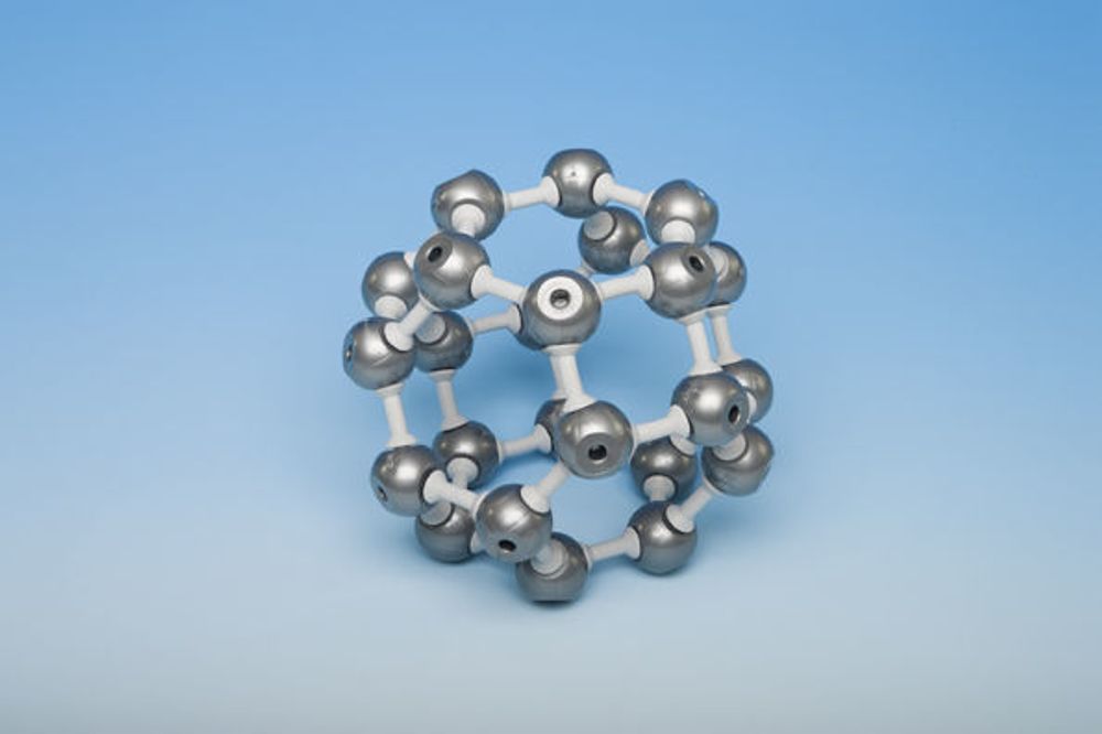 Модель Кристаллическая решетка ячейки цеолита, 24 атома, 48 связей