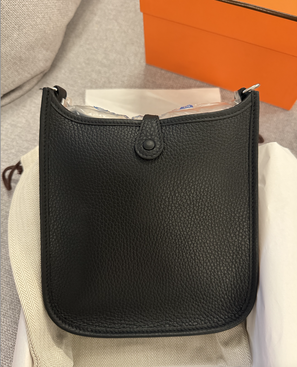 В наличии, Сумка Hermes Evelyne 16, H069426CKAV