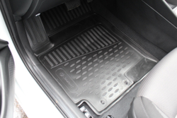 Коврики Standard, 3D в салон HYUNDAI Solaris, 2017- , Comfort, 4 шт. (полиуретан, чёрные) Element.ELEMENT3D2065210