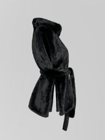 Жилетка Анжелика однотонная меховая с высоким горлом и поясом