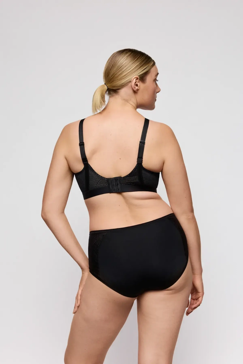 PRIMADONNA SPORT THE GAME Спортивные трусы с высокой талией, черный