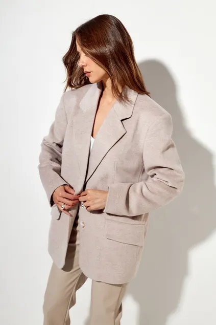 Пальто-пиджак с шерстью жемчужного цвета