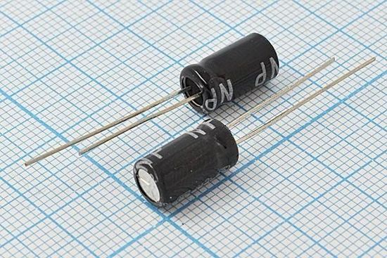 Конденсатор неполярный электролитический 3,3мкФ 50в NP / 5х11 / 85°C / Jamicon