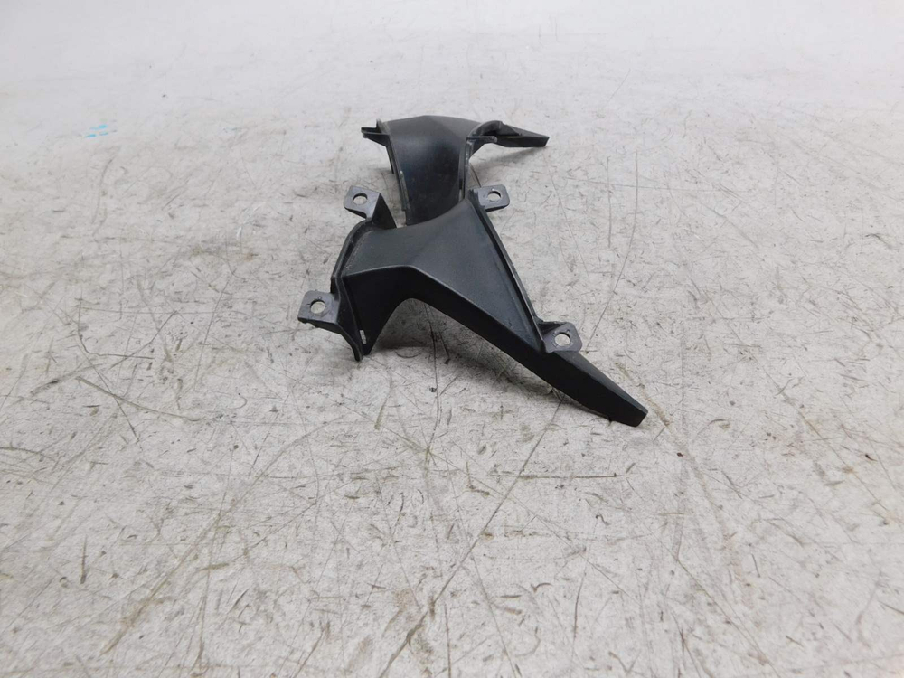 Пластик внутренний левый, правый Honda CBR600RR 06-08 64365/64315-MFL
