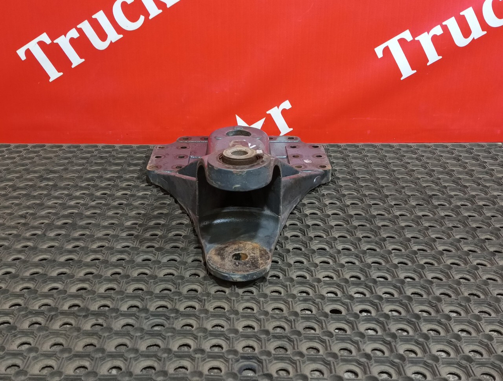 Кронштейн полурессоры задней