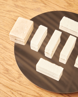 Поднос зеркальный Травертин