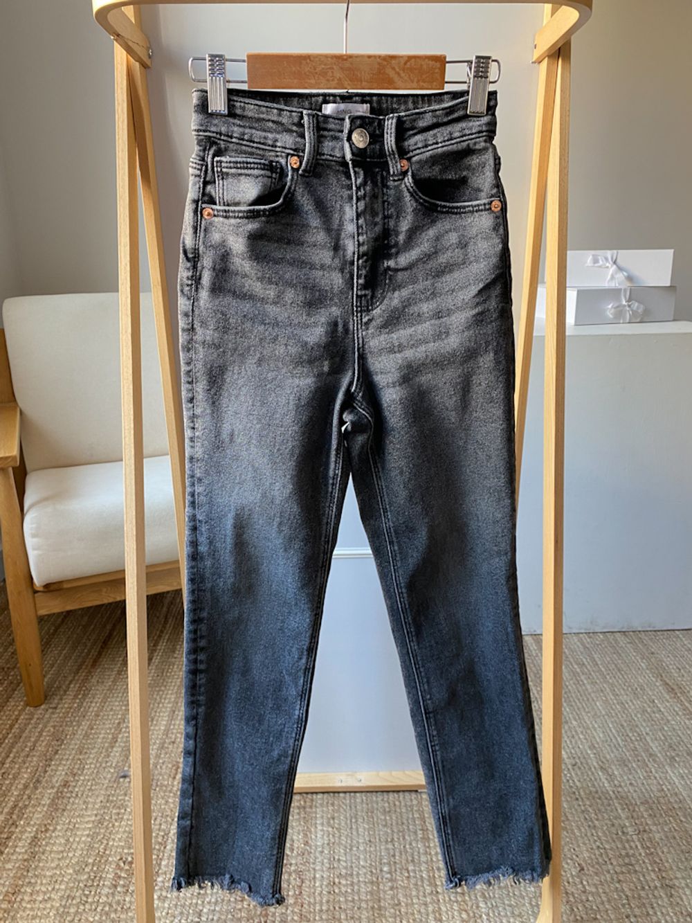 Джинсы Mango, 146