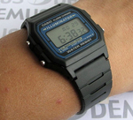 Часы CASIO F-105W-1A