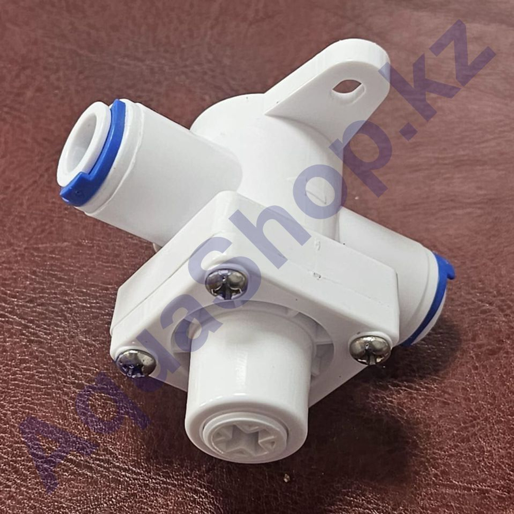 Ограничитель давления воды для защиты водоочистителя