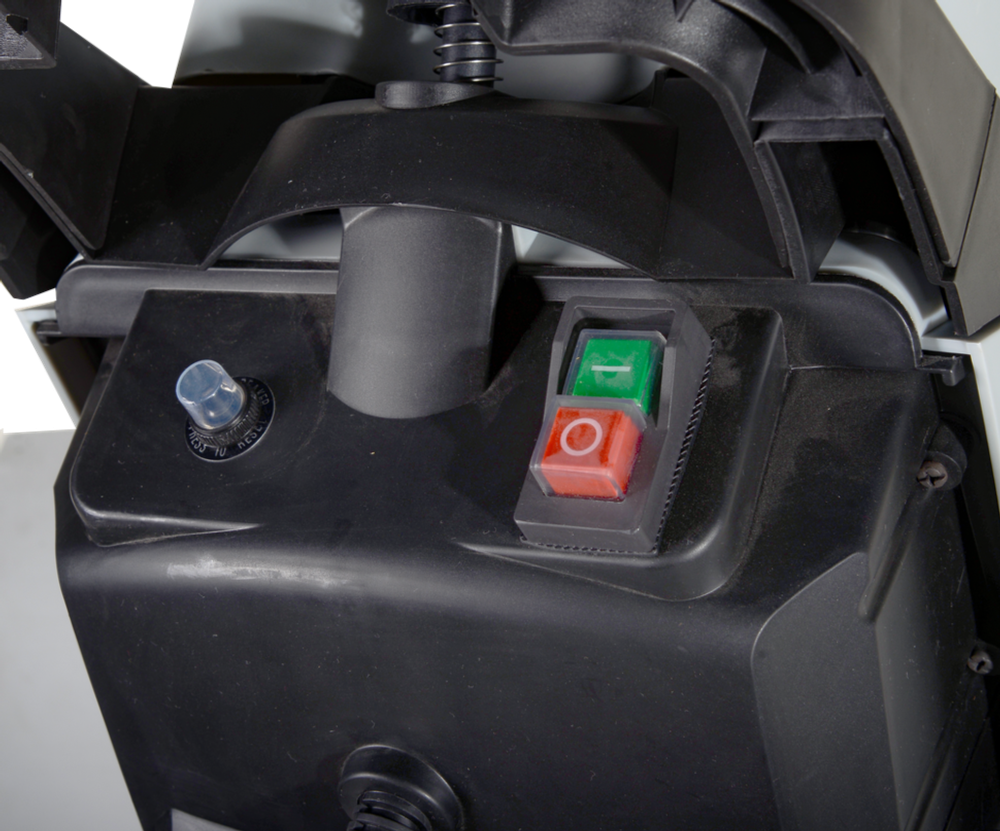 Садовый измельчитель электрический Ресанта ИС-2500