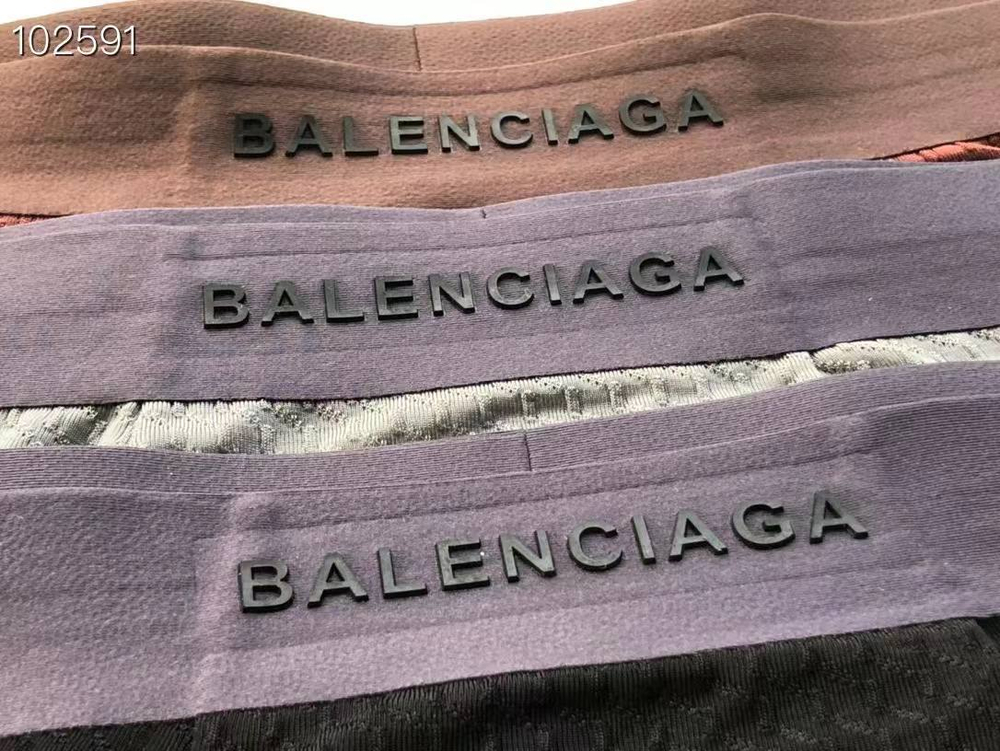 Боксеры Balenciaga