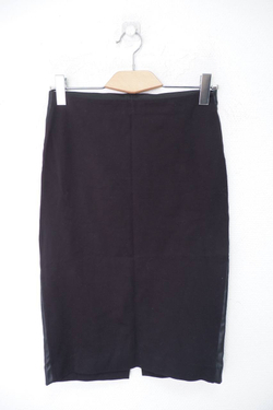 Юбка черная классическая 46 размер