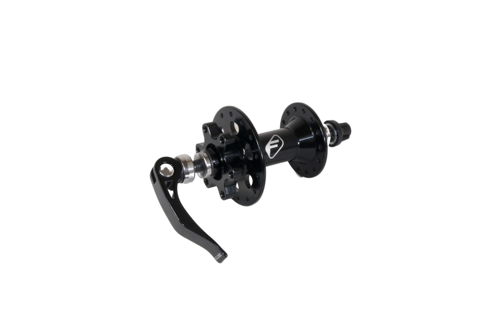 Втулка передняя FORMULA ROAD DISC, алюм., под Disk, 6 б., эксц., 28 отв, ось 100x108мм, черная
