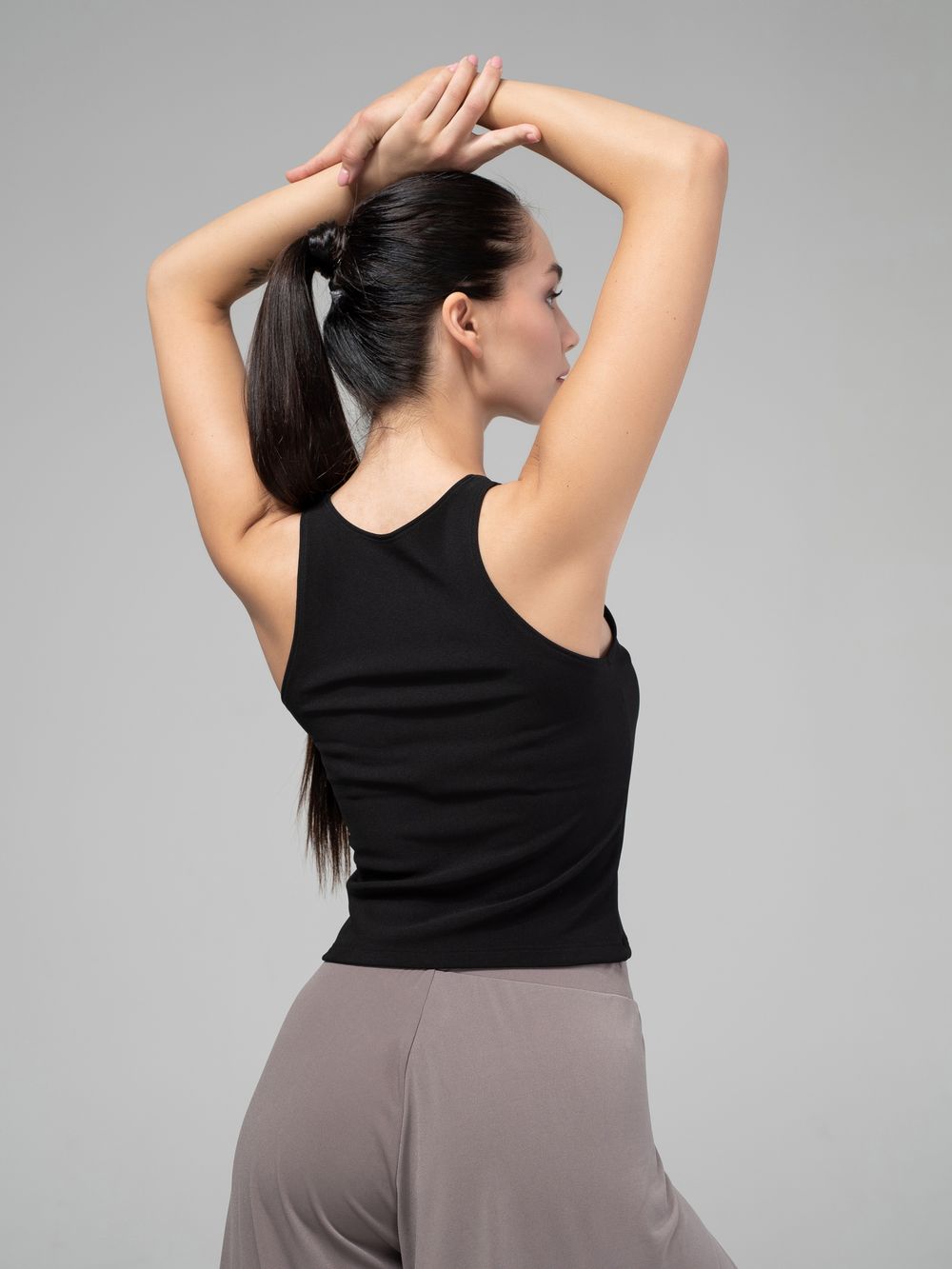 Майка Hillary, Черный