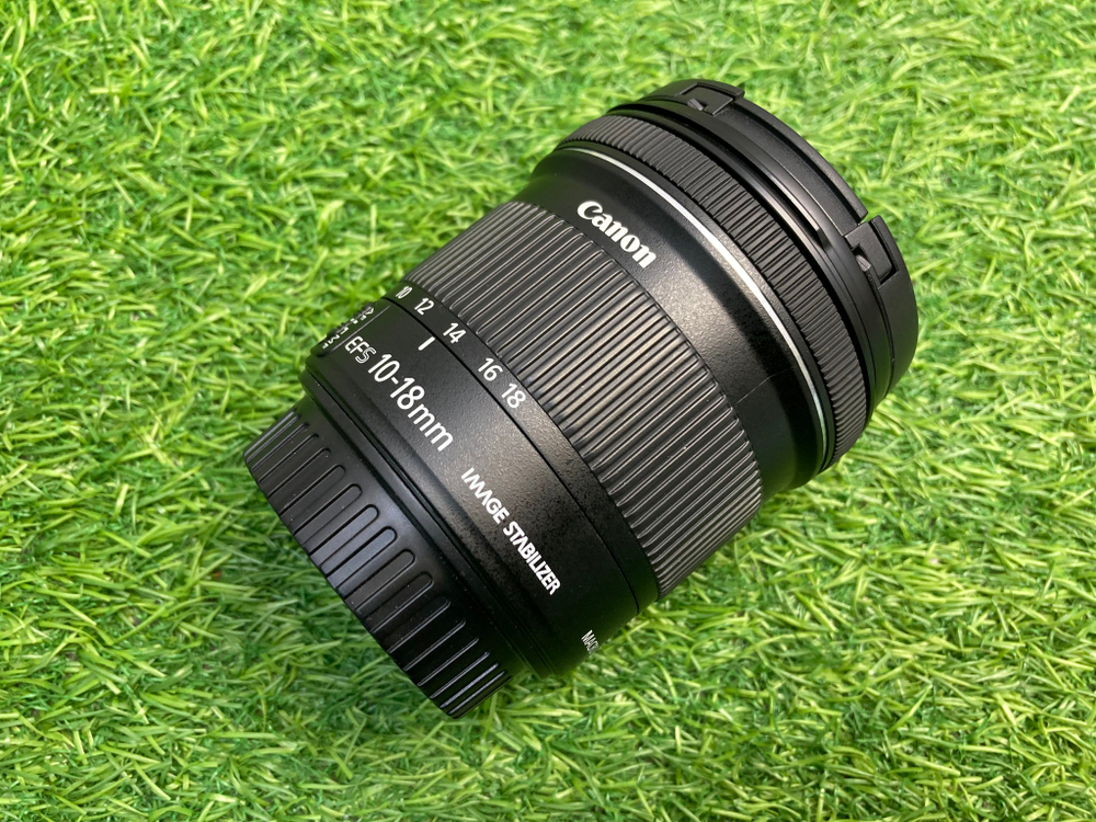 Canon EF-S 10-18mm 4.5-5.6 IS STM