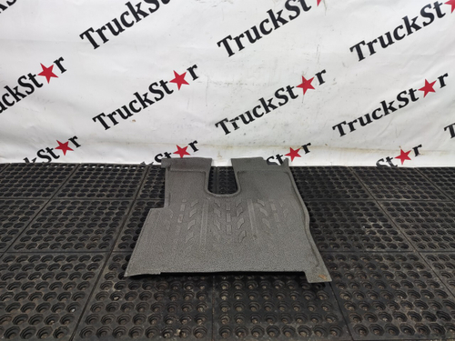 Коврик салона левый 2018г.