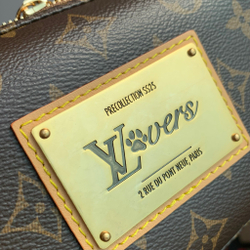 Louis Vuitton Bone Wearable Wallet