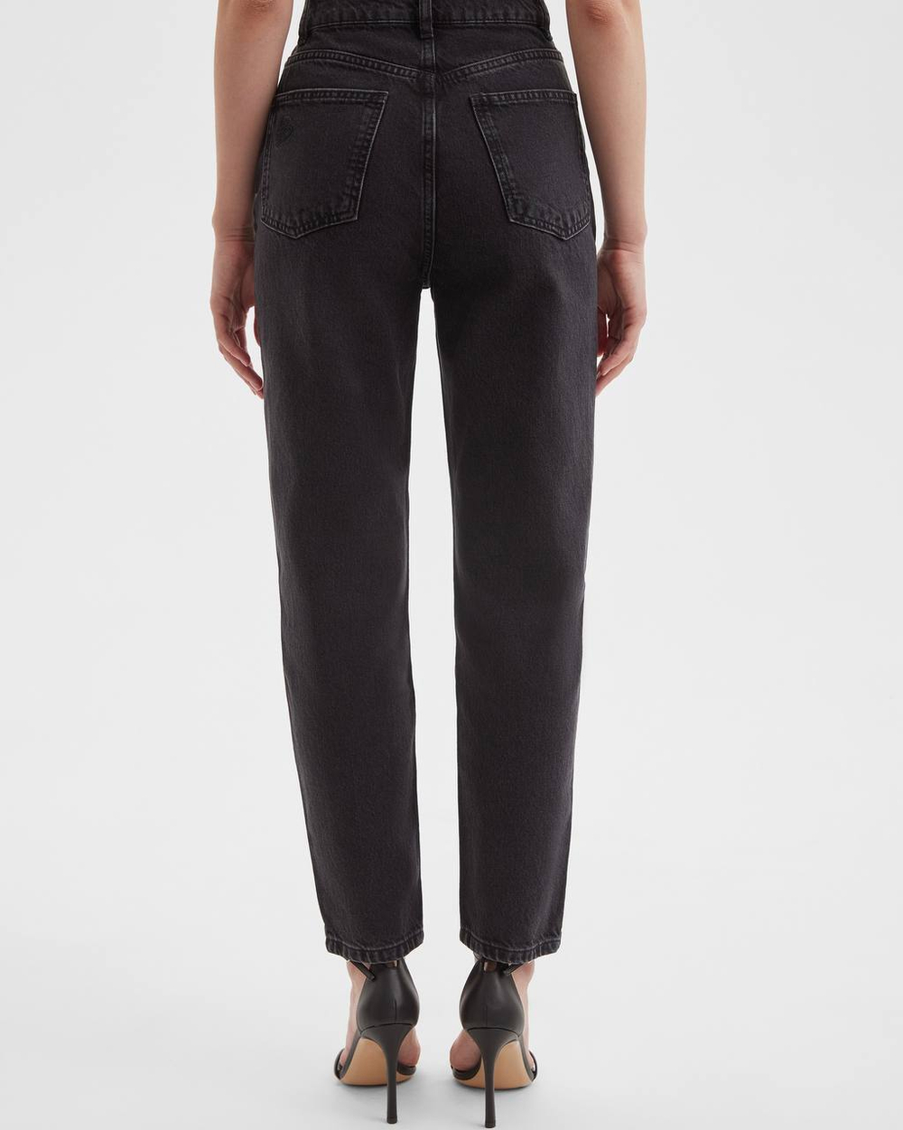 photo_2025-03-22_00-40-45