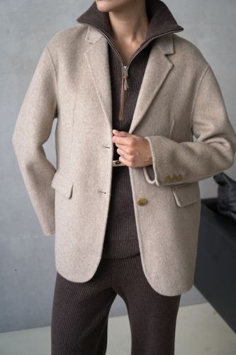 Пиджак из шерсти бежевого цвета