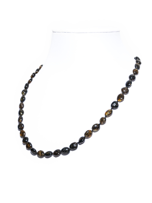 Бусы из янтаря натурального. Длина 45 см, бусины 8 на 5 мм. Янтарные бусы женские лечебные