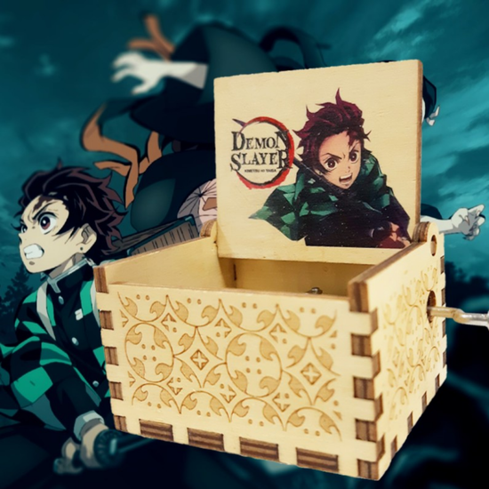 Музыкальная шкатулка Истребители Демонов Тандзиро Камадо, р-р 6,5х5,2см (крафтовая)