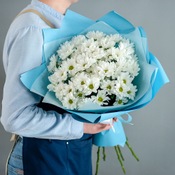 Букет из белой хризантемы размер S