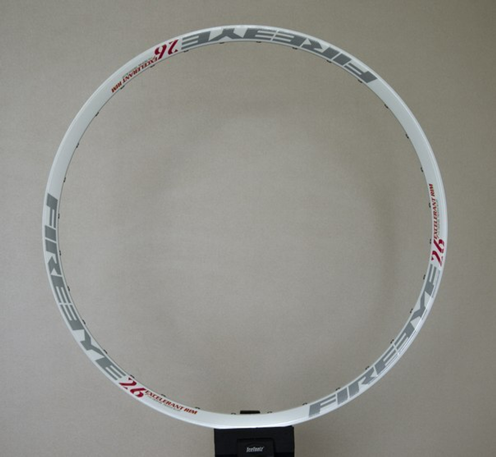 Обод 26" FireEye Excelerant 26mm 32H White;