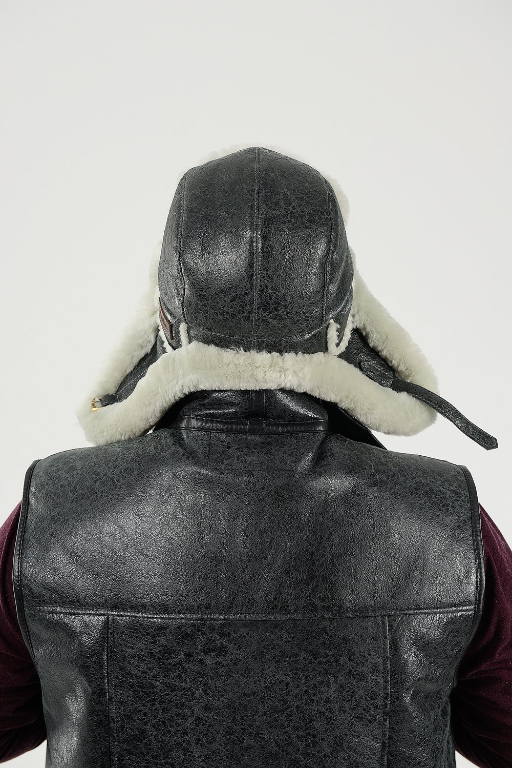 Мужская шапка из натуральной овчины