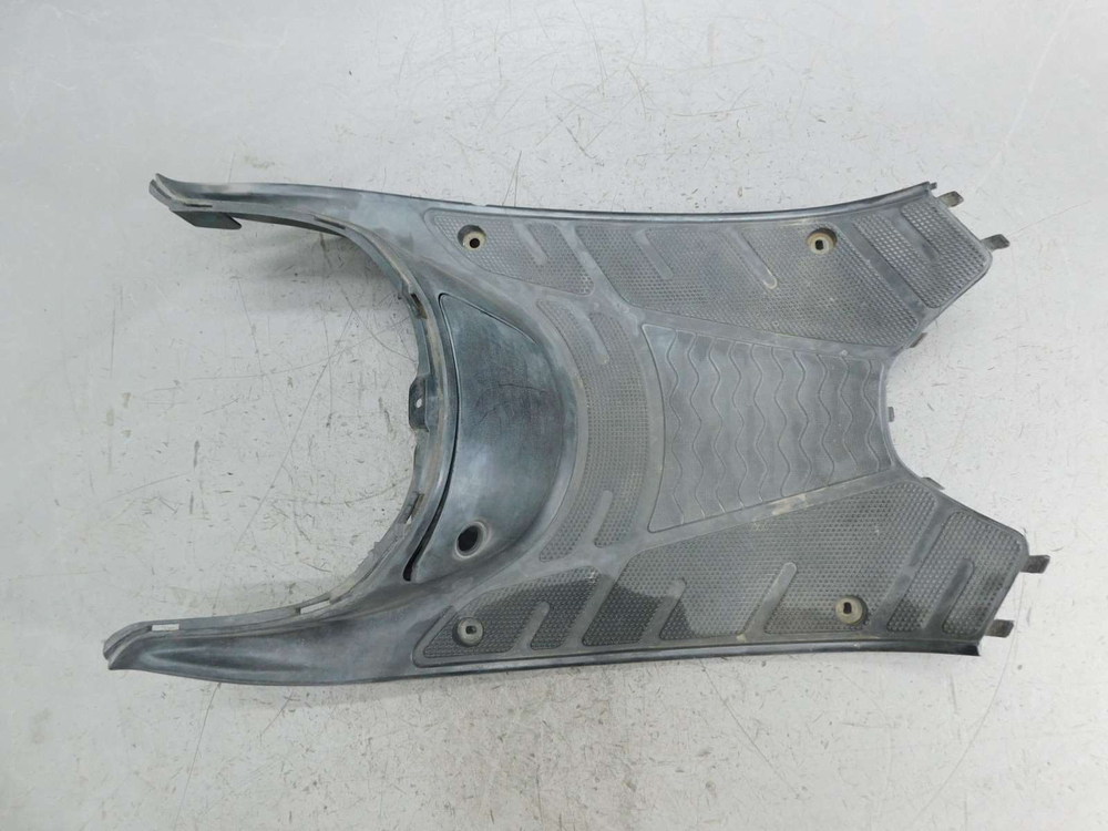 Пластик нижний Honda Dio AF35, AF34 Cesta 6431-GBLA-0000 031957