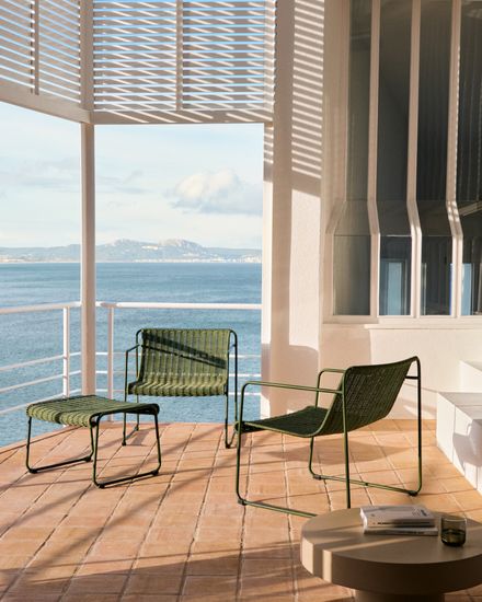 Кресло Maurina из оцинкованной стали зелёного цвета и зелёным шнуром La Forma Испания