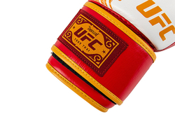 UFC Premium  True Thai белые/красные, размер 12Oz