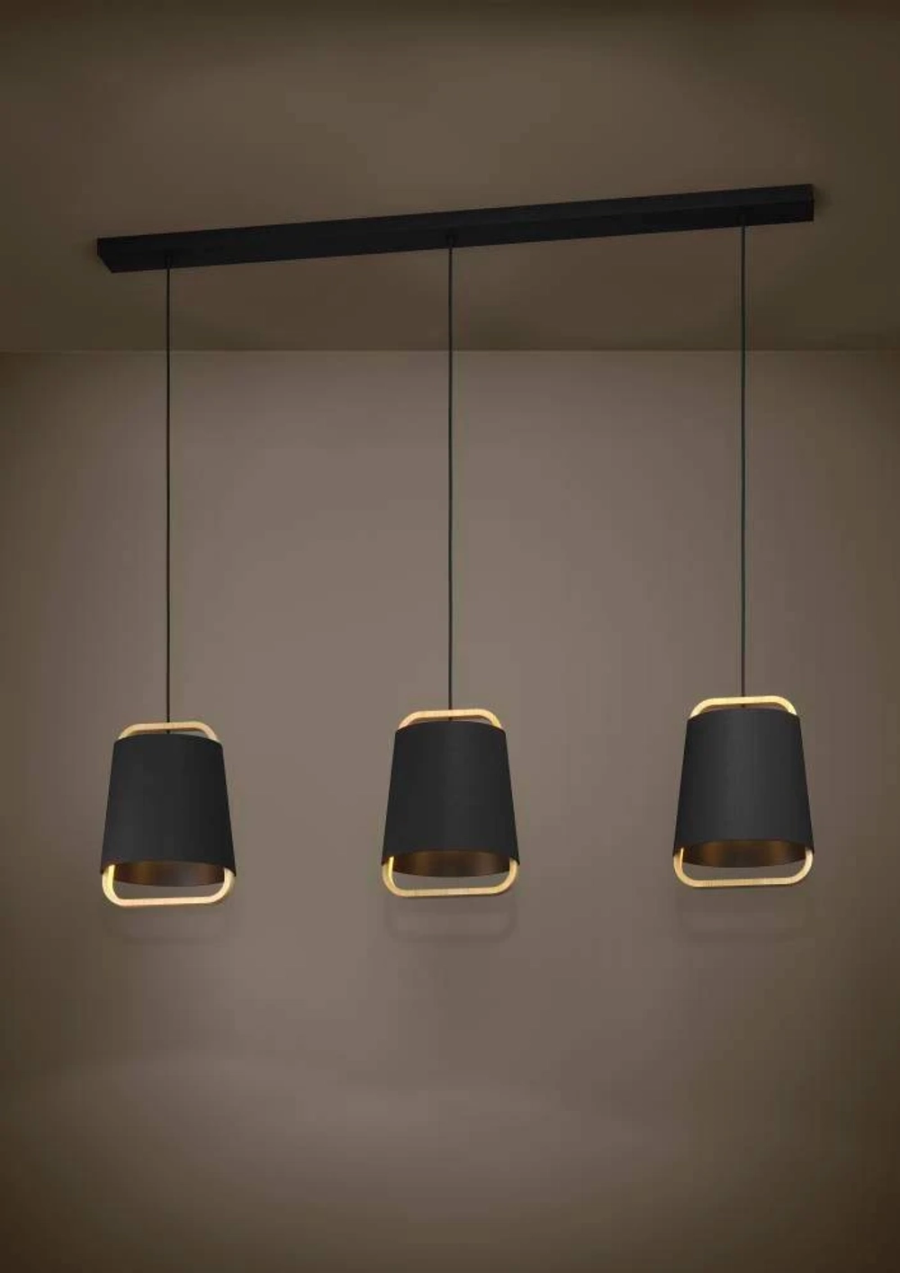 Подвесной светильник Eglo CAMALOZA 390186