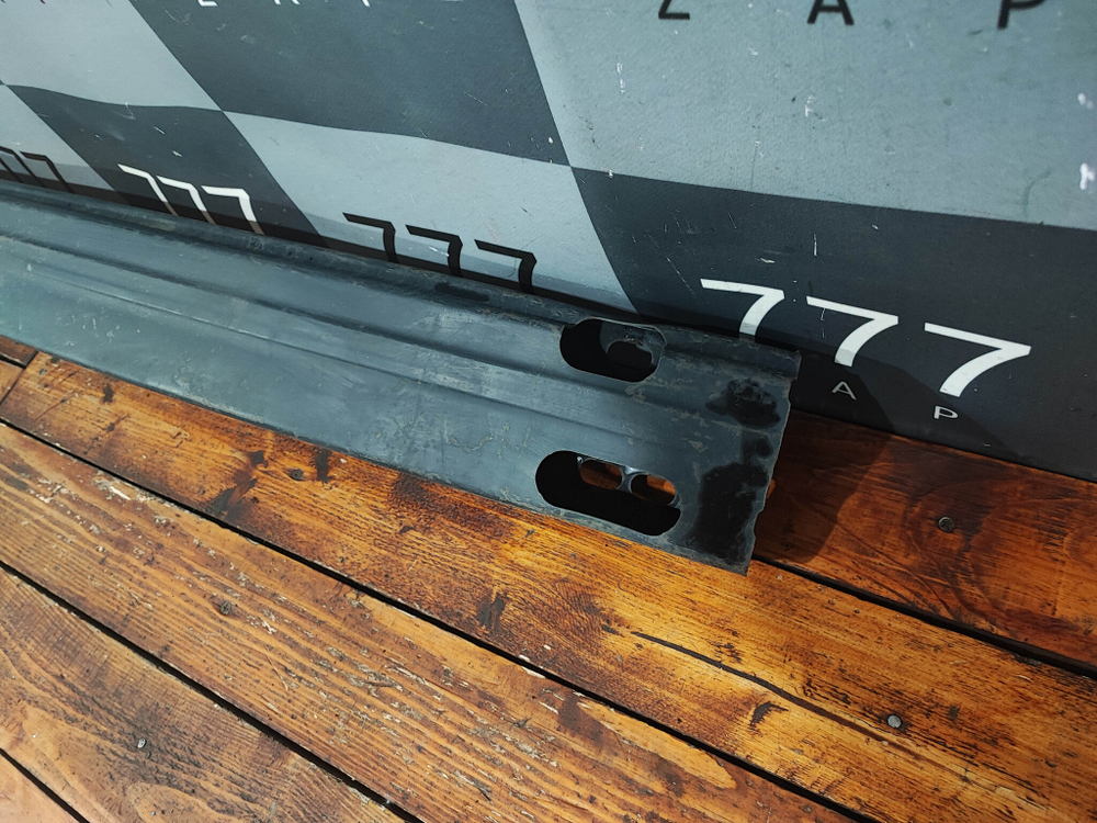 Усилитель переднего бампера Toyota Camry (XV50) 11-18 Б/У Оригинал 5202133181