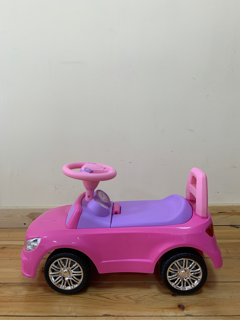 84491/Каталка-автомобиль "SuperCar" -3 со звуковым сигналом (розовая)/5