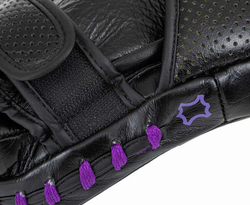 Лапы Clinch Undefeated черные C164