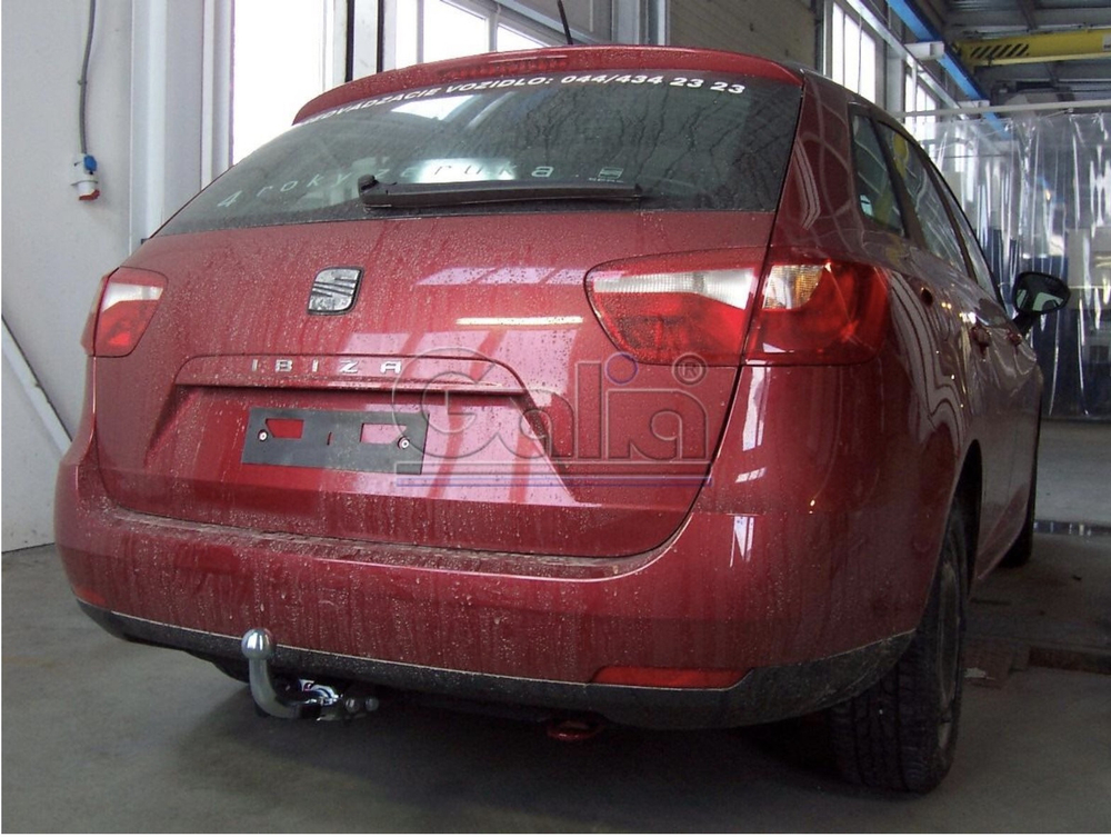 Фаркоп оцинкованный Galia S095A для SEAT Ibiza IV хетчбек 3/5 дверей 2008-2017, Ibiza ST универсал 2010-2017(паспорт и сертификат в комплекте)(без электрики)