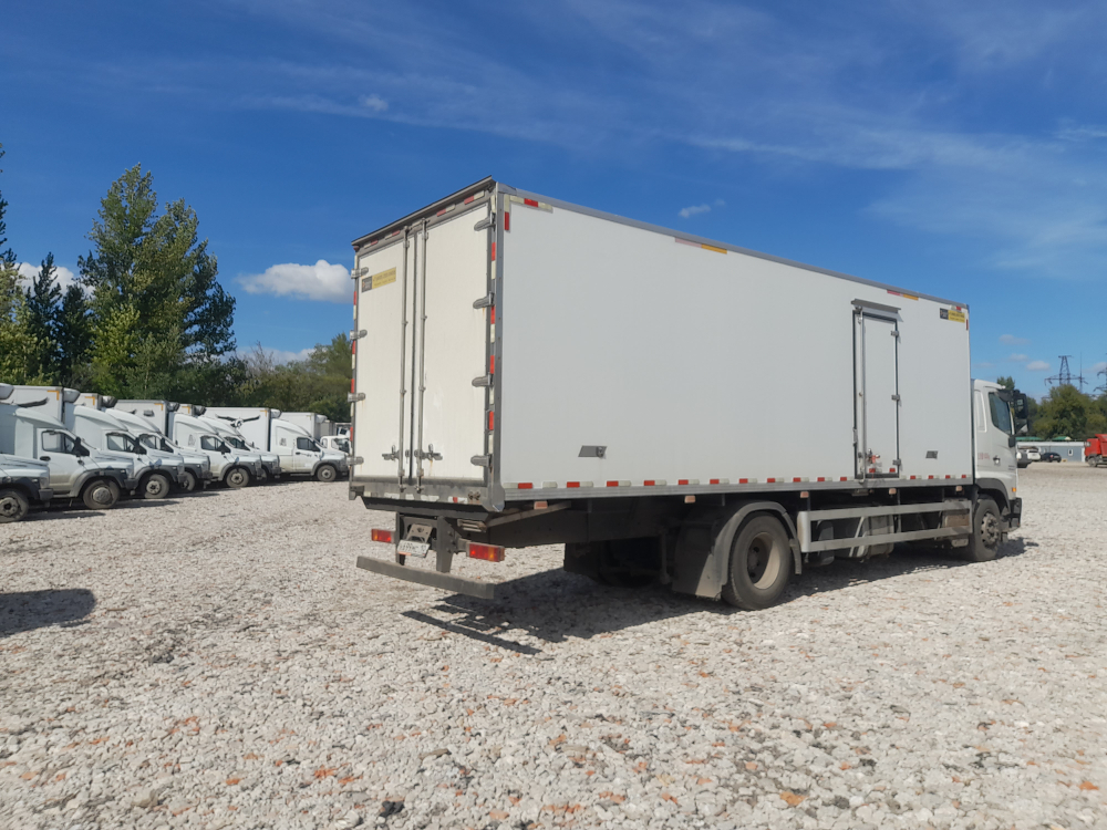 Hino 700 4x2 Изотермический/рефрижератор CLW6041XLCC (Рефрижератор, Дизельный, 7,7 л, 271 л.с., МТ)