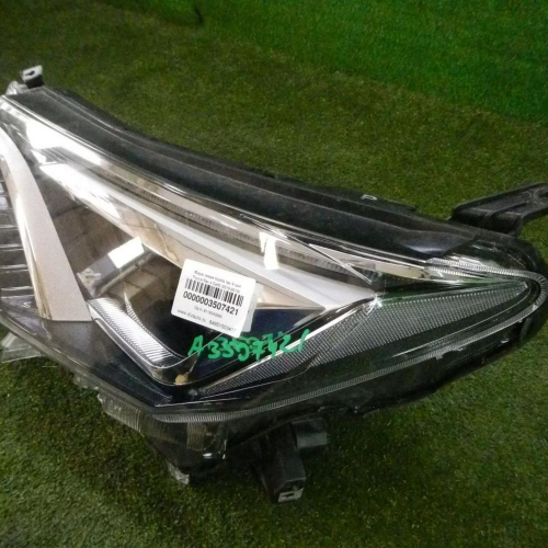 Фара левая Toyota Rav 4 CA40 (2015-2019) LED