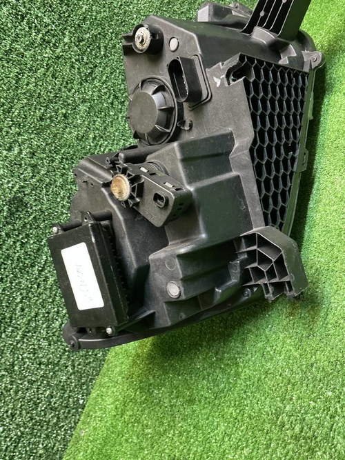 Фара левая SWM G01F (2018-н.в.) LED