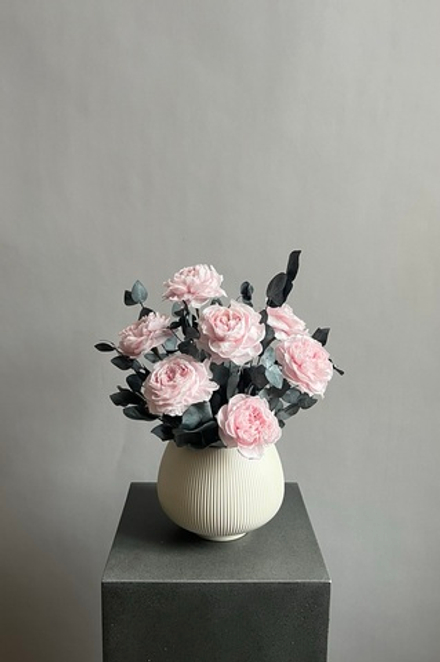 Композиция в кашпо Лорелия