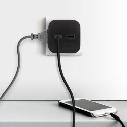 Разветвитель электрический ЭРА SP-2-USB-B на 2 розетки + 2xUSB 2400mA, без заземл 10А (черный)