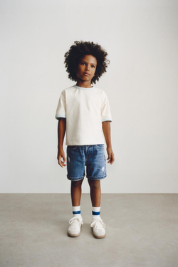 ZARA ДЖИНСОВЫЕ ШОРТЫ, ВЫЦВЕТШИЙ СИНИЙ