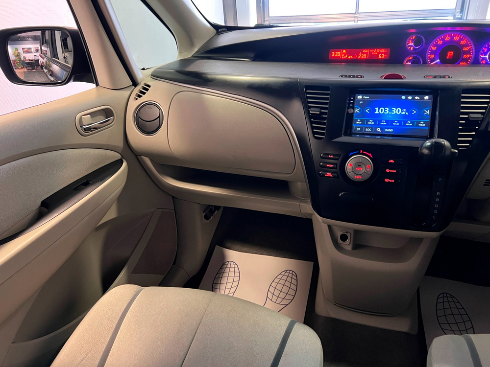 Mazda Biante, 2010 год