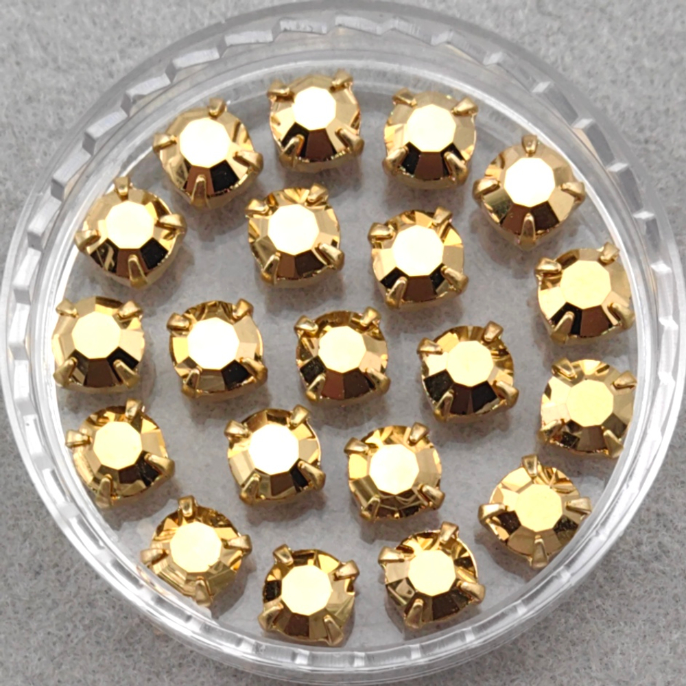 Шатоны Preciosa MAXIMA в оправах, Crystal Aurum/Gold