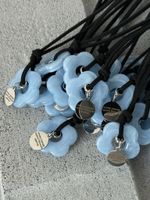 Подвеска цветочек в голубом цвете